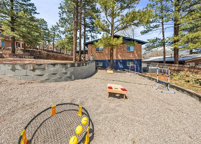 New I Mountain Views I Hot Tub I Lawn Games I Patio I Bbq Ferienhaus *
