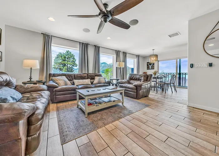 Ferienhaus New I Mountain Views I Hot Tub I Lawn Games I Patio I Bbq