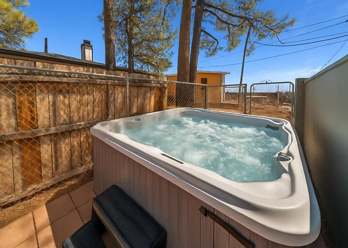 Ferienhaus New I Mountain Views I Hot Tub I Lawn Games I Patio I Bbq Flagstaff